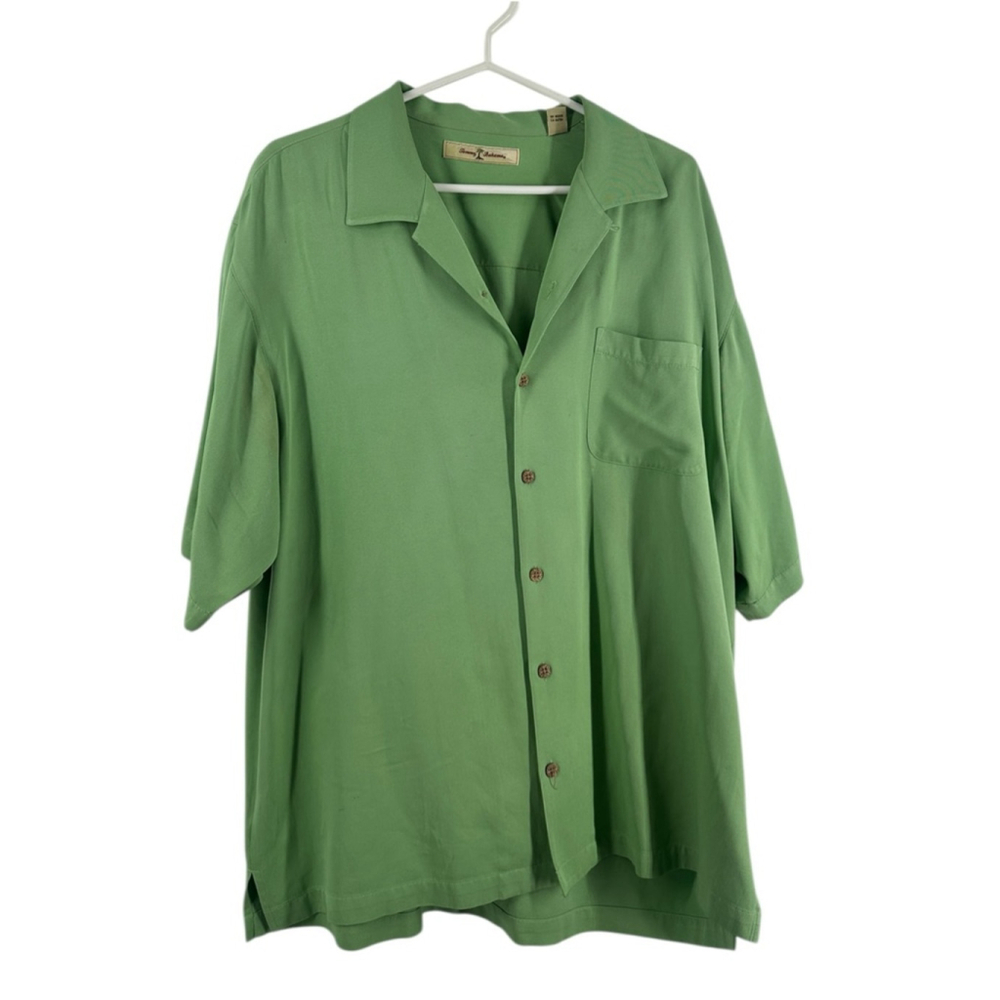 Tommy Bahama 100% silk shirt Green Button-Up wood buttons vacation resort sz lg
